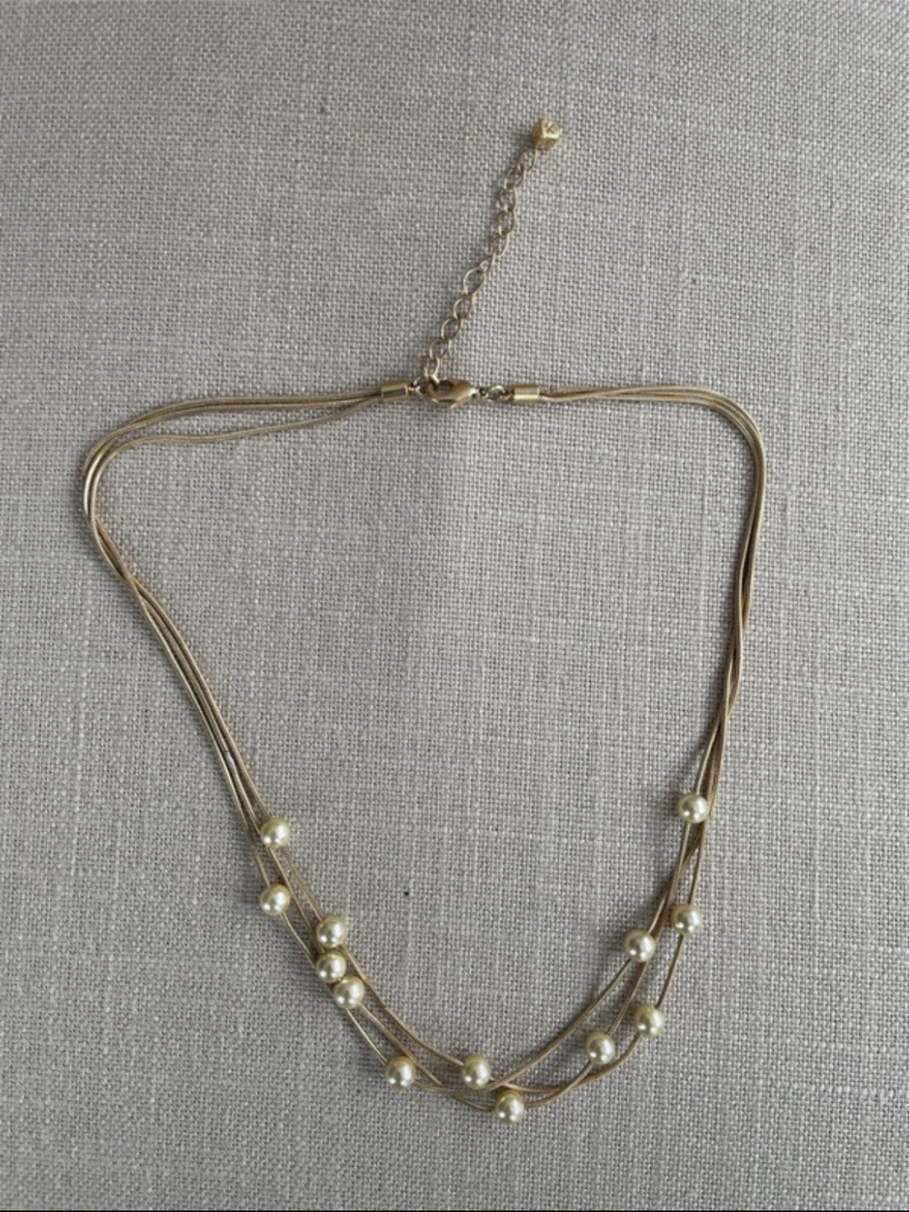 Floating Faux Pearl Necklace